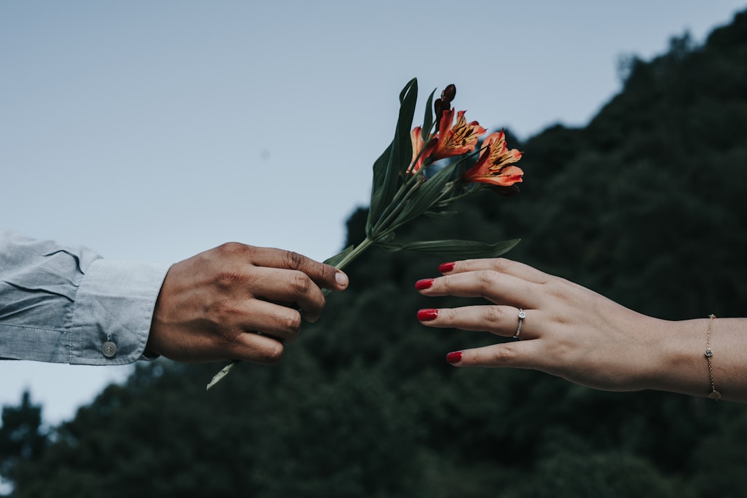 Marriage proposal at a Barcelona viewpoint